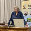Shoshana Grossbard ha ofrecido un seminario abierto titulado “Economics of the Family and the Population: A Multidisciplinary Approach”. La sesión ha tenido lugar en el Salón de Grados de la Facultad de Economía y Empresa.