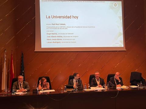 El director de IEDIS, José Alberto Molina, participa como ponente en la Reunión CONFEDE en Ourense